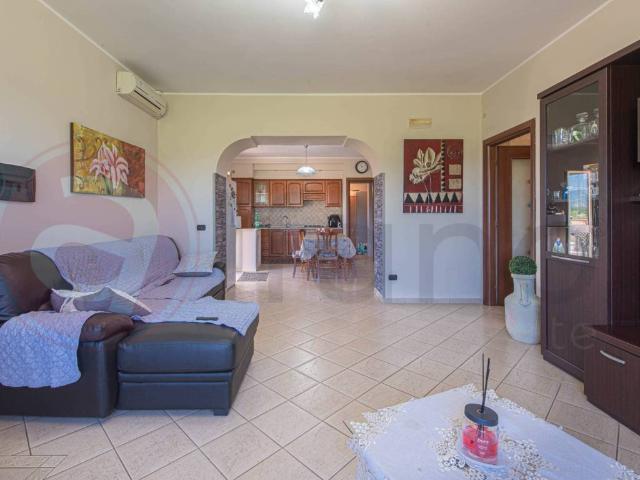 Villa Indipendente in vendita a Pontecorvo, Lazio