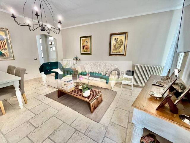 Villa Indipendente in vendita a Pontecorvo, Lazio