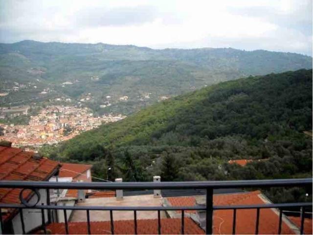 Villa Indipendente in vendita a Pontedassio, Liguria
