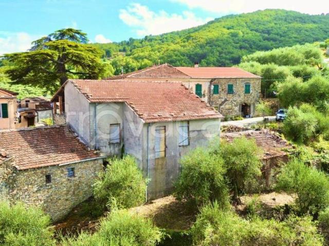 Villa Indipendente in vendita a Pontedassio, Liguria