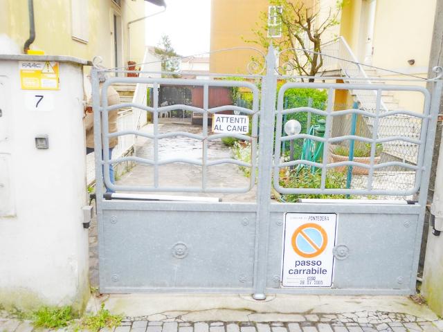Villa Indipendente in vendita a Sozzifanti, Pontedera