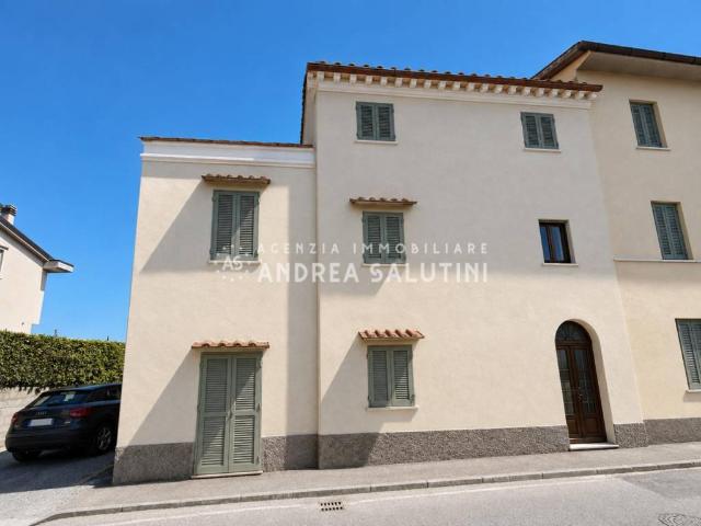 Villa Indipendente in vendita a Pontedera, Toscana