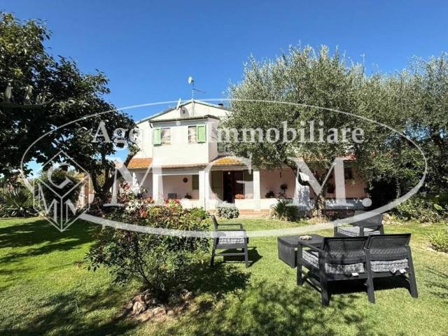 Villa Indipendente in vendita a Santa Lucia, Pontedera