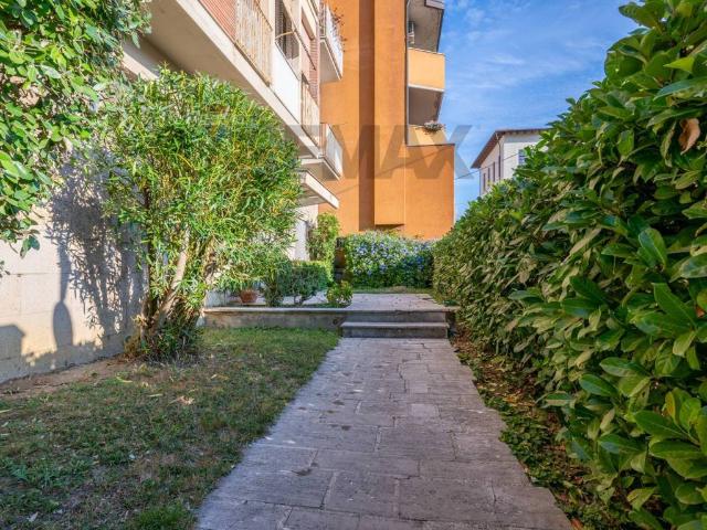 Villa Indipendente in vendita a Villaggio Piaggio, Pontedera