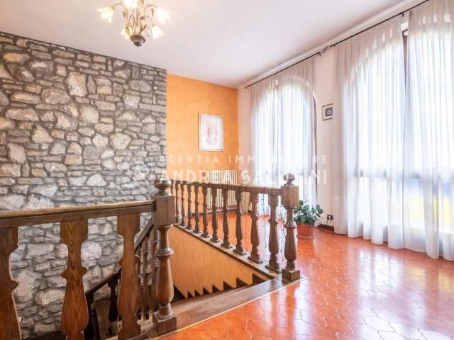 Villa Indipendente in vendita a Chiesino, Pontedera