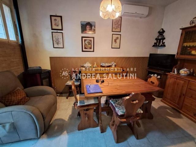 Villa Indipendente in vendita a Pontedera, Toscana