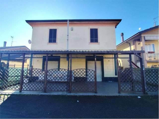 Villa Indipendente in vendita a Pontenure, Reggio Emilia