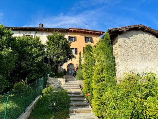 Villa Indipendente in vendita a Ponteranica, Lombardia