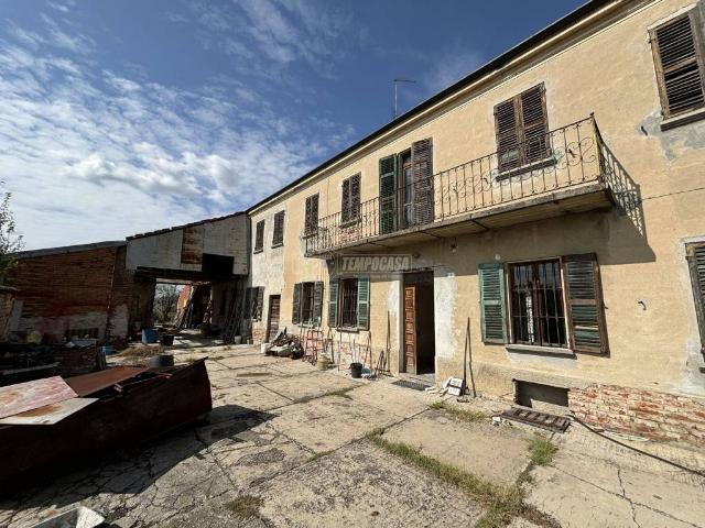 Villa Indipendente in vendita a Piemonte, Alessandria