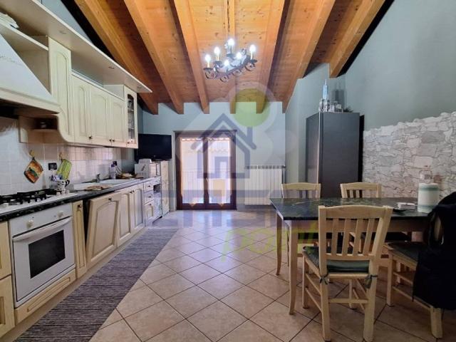 Villa Indipendente in vendita a Pontevico, Lombardia