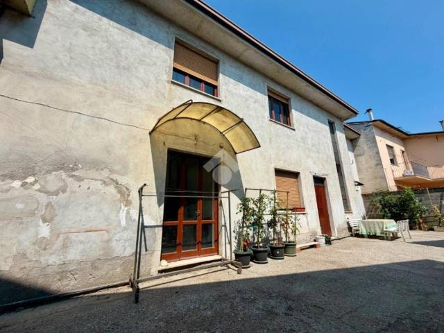 Villa Indipendente in vendita a Pontevico, Lombardia