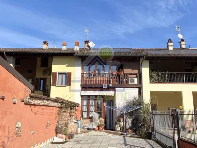 Villa Indipendente in vendita a Pontevico, Lombardia
