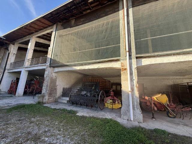 Villa Indipendente in vendita a Pontoglio, Lombardia