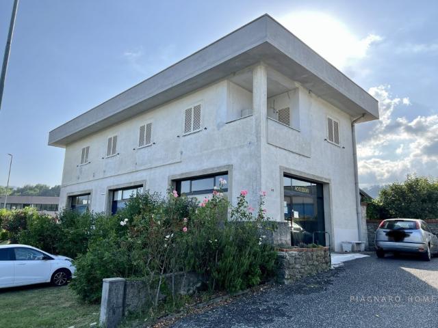 Villa Indipendente in vendita a Santa Giustina, Pontremoli