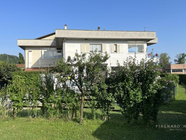 Villa Indipendente in vendita a Santa Giustina, Pontremoli