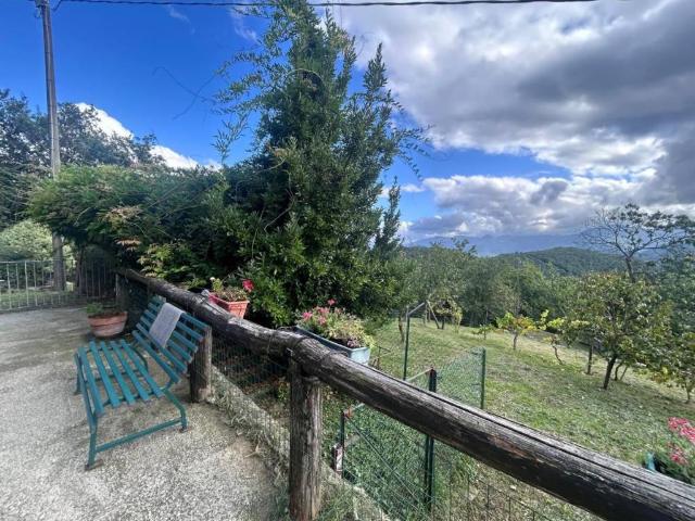 Villa Indipendente in vendita a Pontremoli, Toscana