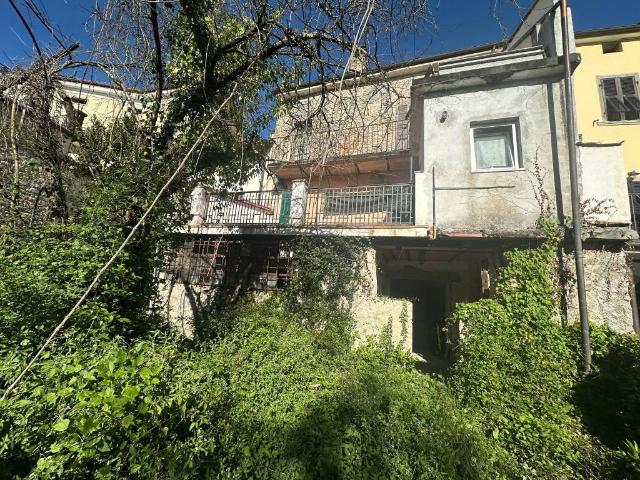Villa Indipendente in vendita a Pontremoli, Toscana