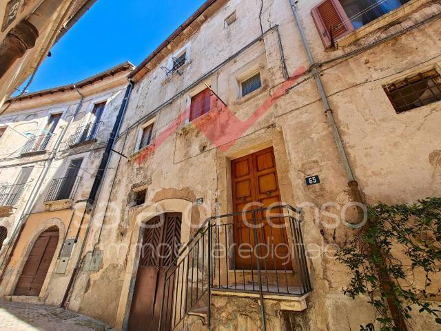 Villa Indipendente in vendita a Popoli, Abruzzo