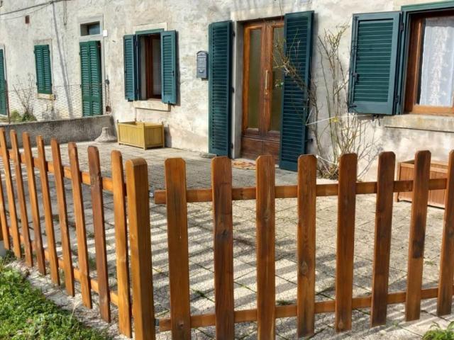 Villa Indipendente in vendita a Poppi, Toscana