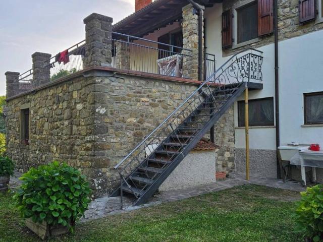 Villa Schiera in vendita a Poppi, Toscana