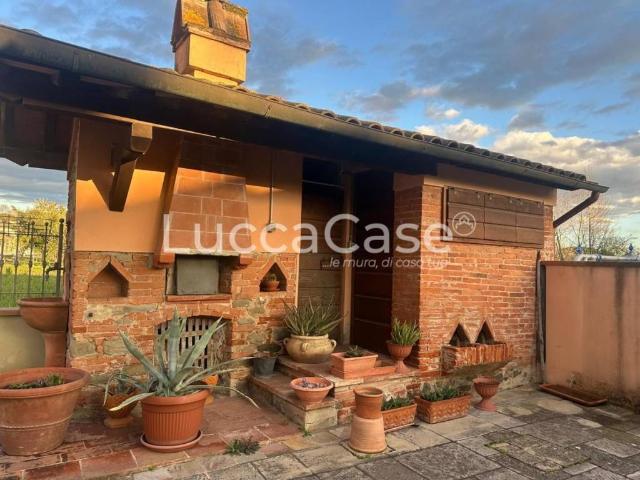 Villa Indipendente in vendita a Rughi, Porcari