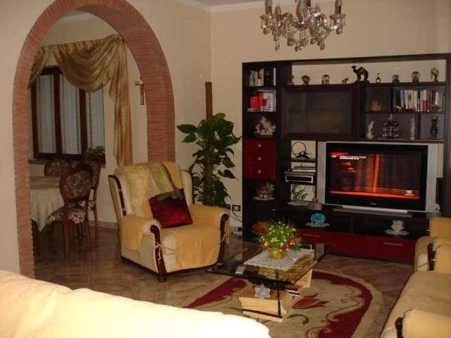 Villa Indipendente in vendita a Porcari, Toscana