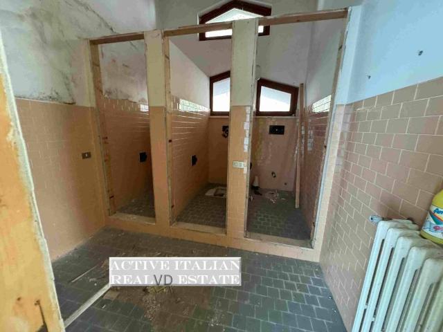 Villa Indipendente in vendita a Tavordo, Porlezza