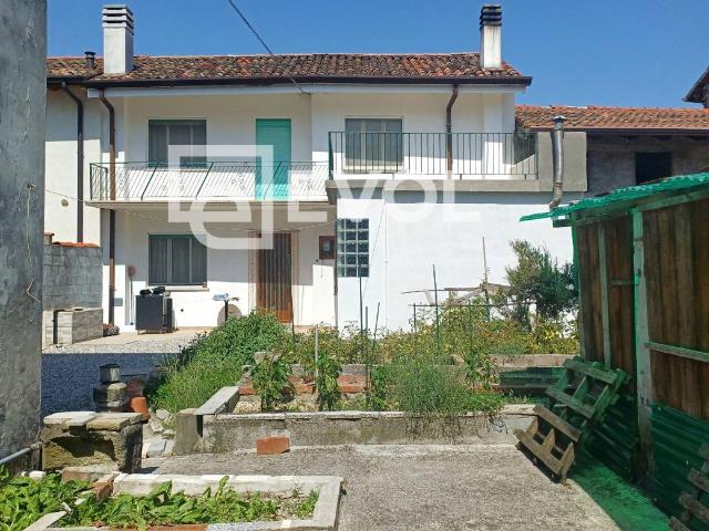 Villa Indipendente in vendita a Porpetto, Friuli-Venezia Giulia
