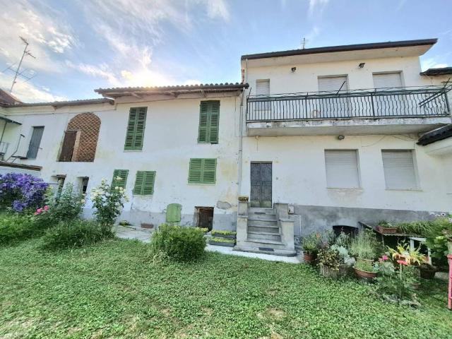 Villa Indipendente in vendita a Piemonte, Asti