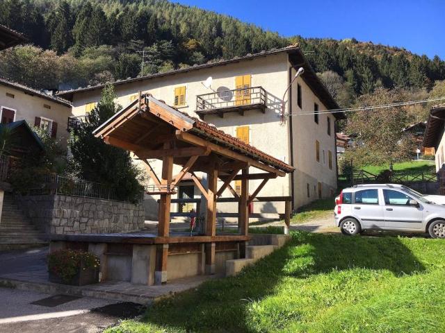 Villa Indipendente in vendita a Comunità delle Giudicarie, Vigo Rendena