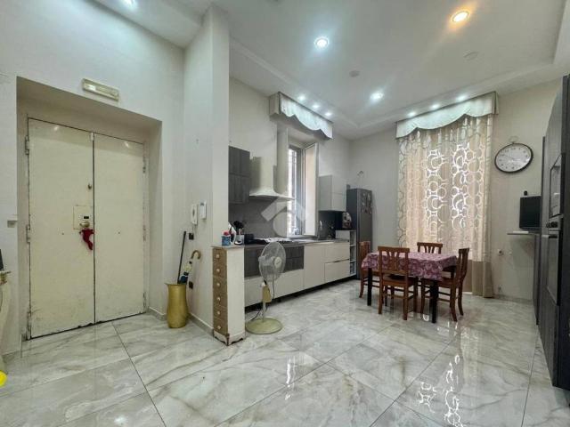 Villa Indipendente in vendita a Portici, Campania