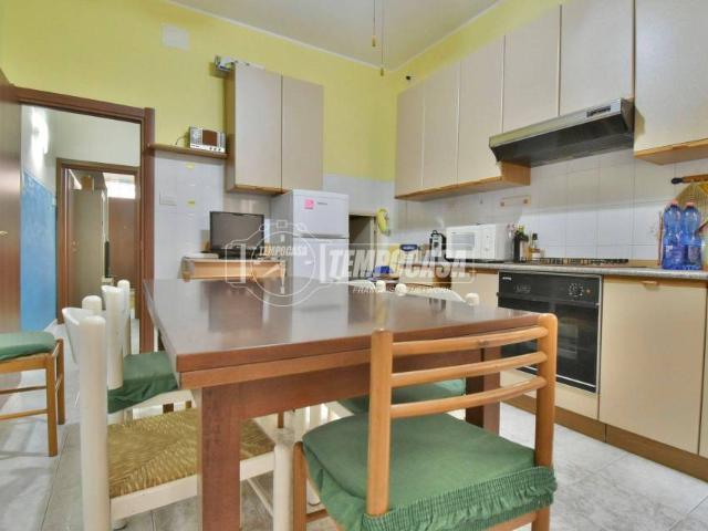 Villa Indipendente in vendita a Marche, Macerata