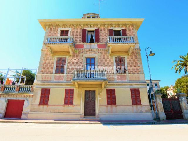 Villa Indipendente in vendita a Marche, Fermo