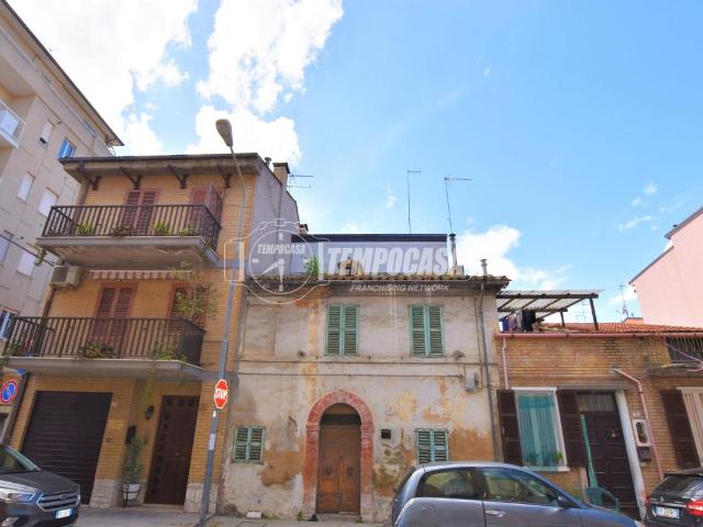 Villa Indipendente in vendita a Marche, Fermo