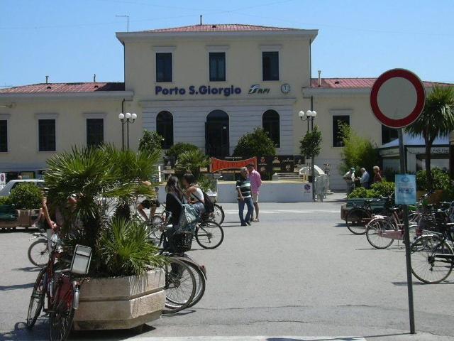 Villa Indipendente in vendita a Marche, Fermo