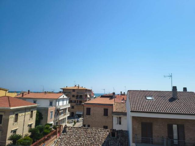 Villa Indipendente in vendita a Centro, Marche