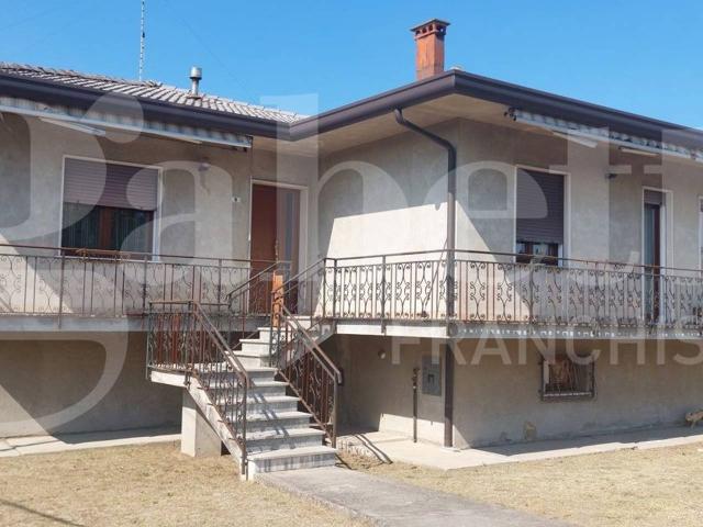Villa Indipendente in vendita a Porto Viro, Veneto