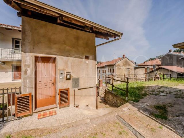 Villa Indipendente in vendita a Piemonte, Biella