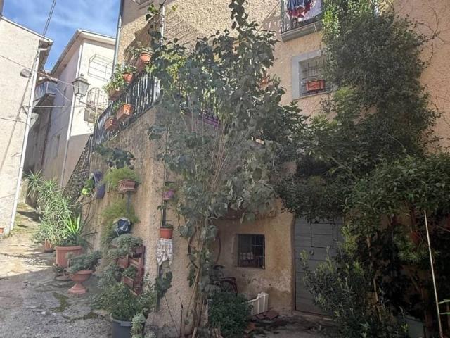 Villa Indipendente in vendita a Posta Fibreno, Lazio