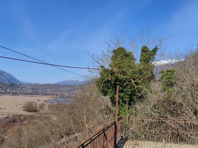 Villa Indipendente in vendita a Posta Fibreno, Lazio