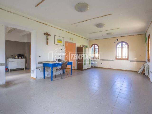 Villa Indipendente in vendita a Marche, Macerata
