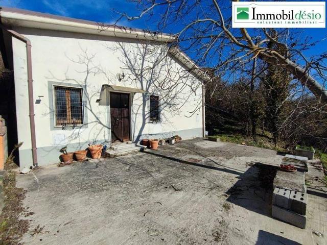 Villa Indipendente in vendita a Potenza, Basilicata