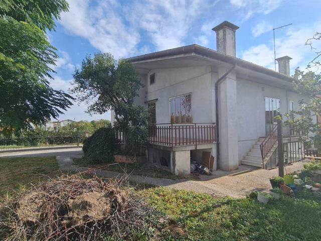 Villa Indipendente in vendita a Camalò, Povegliano