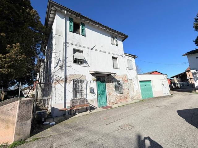 Villa Indipendente in vendita a Bassa Reggiana, Re