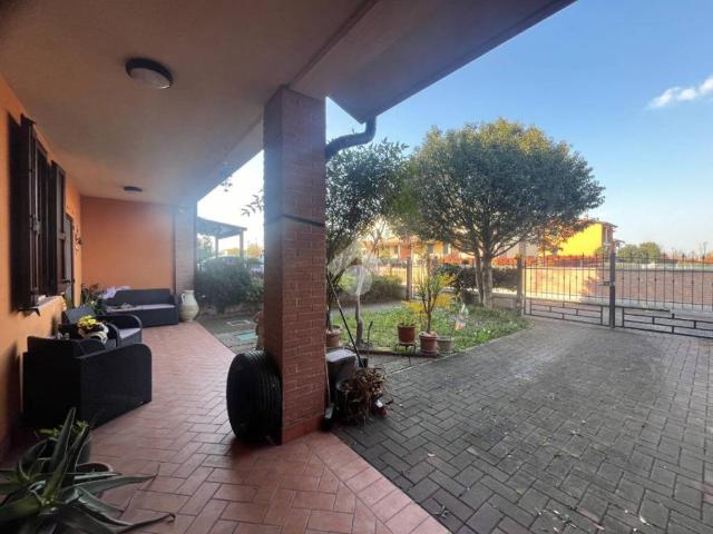 Villa Indipendente in vendita a Bassa Reggiana, Re