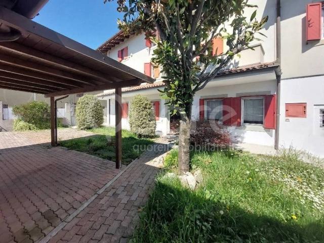 Villa Indipendente in vendita a Povoletto, Friuli-Venezia Giulia