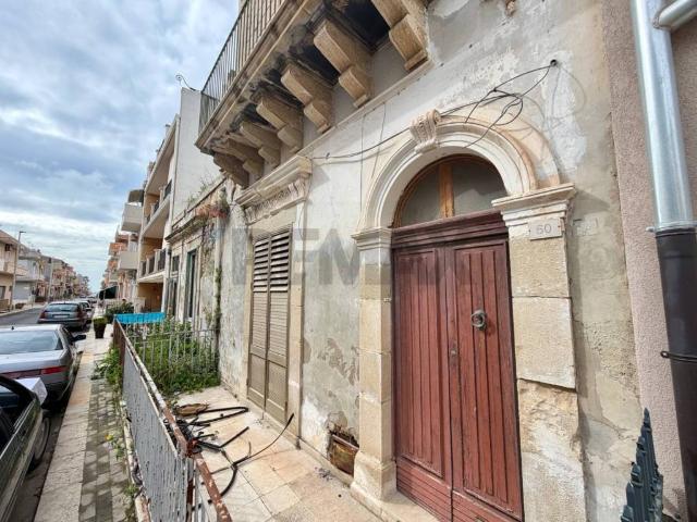 Villa Indipendente in vendita a Pozzallo, Sicilia