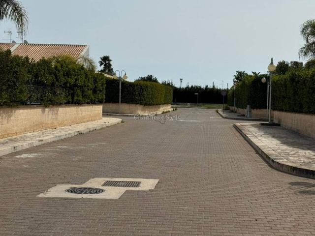 Villa Indipendente in vendita a Pozzallo, Sicilia