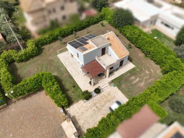 Villa Indipendente in vendita a Pozzallo, Sicilia