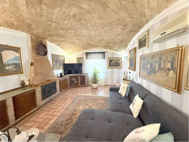 Villa Indipendente in vendita a Piemonte, Alessandria